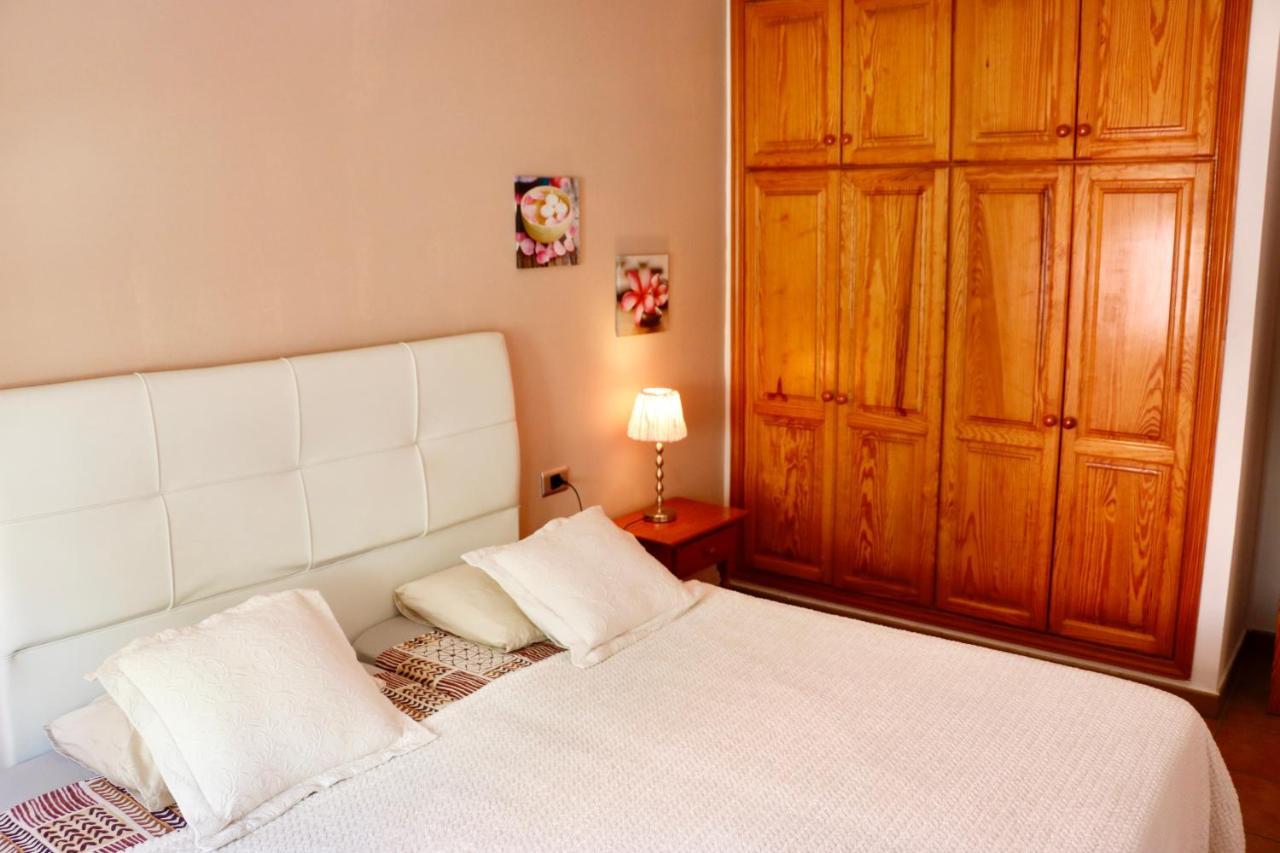 Casa Blanca , Nahe Am Strand , Wifi Frei Ґія-де-Ісора Екстер'єр фото