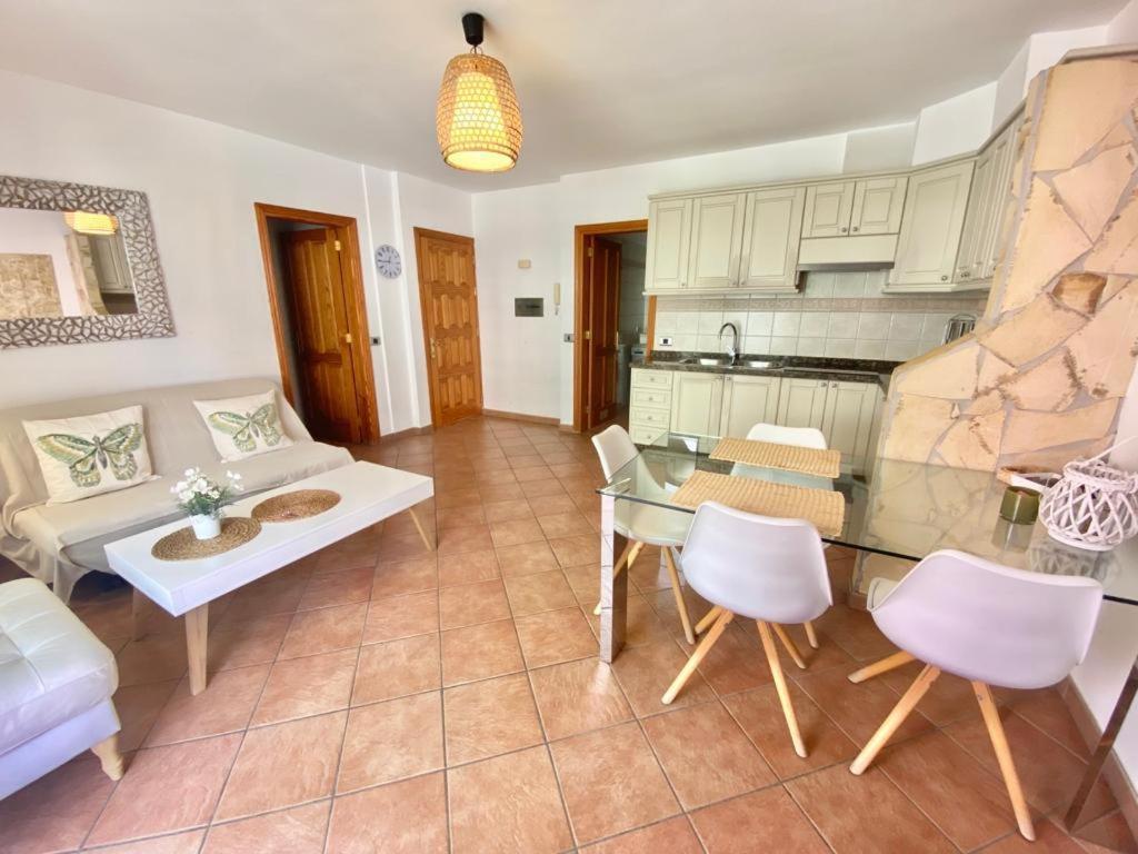Casa Blanca , Nahe Am Strand , Wifi Frei Ґія-де-Ісора Екстер'єр фото