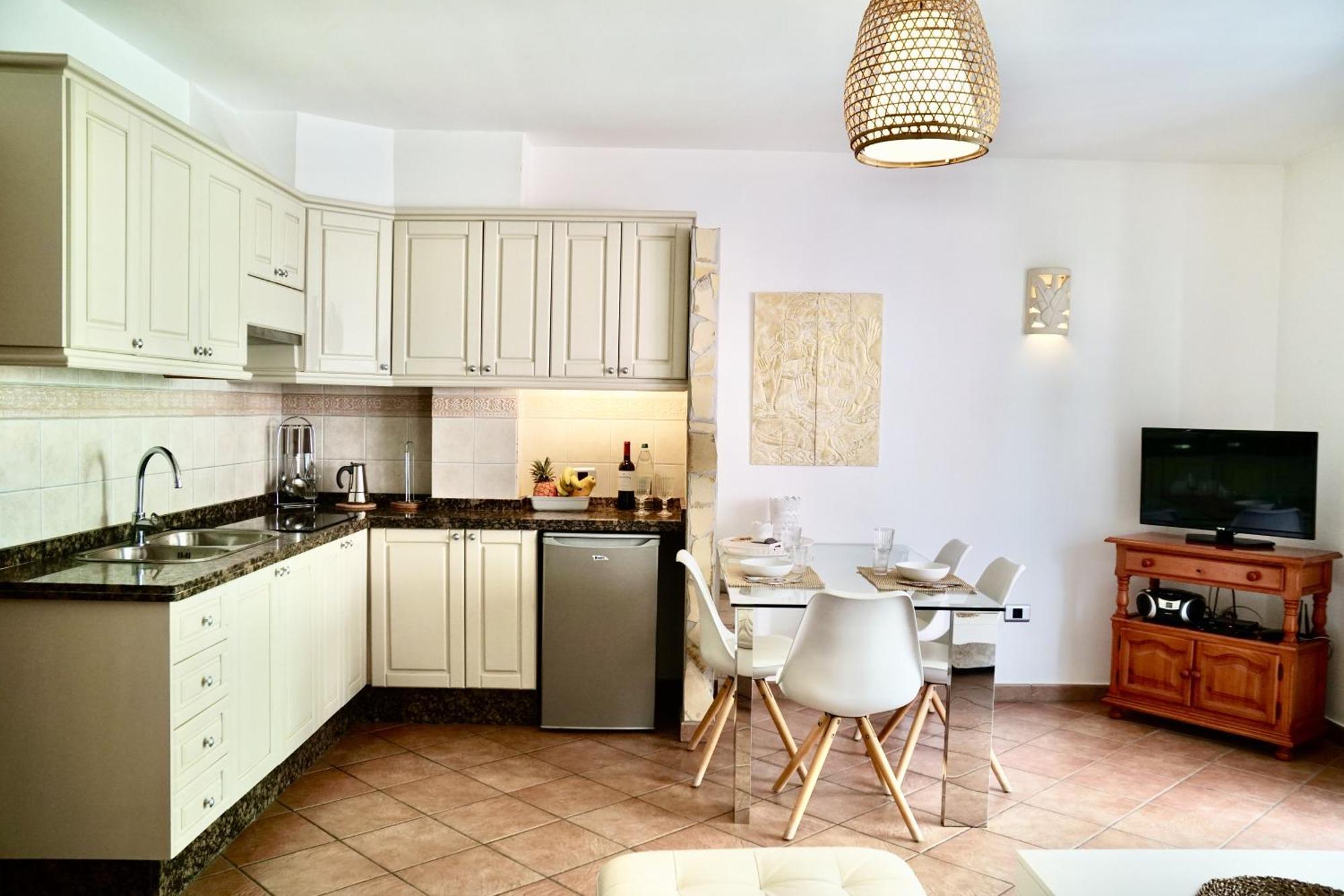 Casa Blanca , Nahe Am Strand , Wifi Frei Ґія-де-Ісора Екстер'єр фото